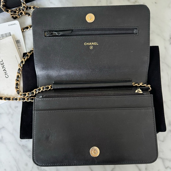 Chanel Wallet On Chain EXTREMELY RARE Lucky Charms Black Calfskin Crossbody Bag - Picture 9 of 16